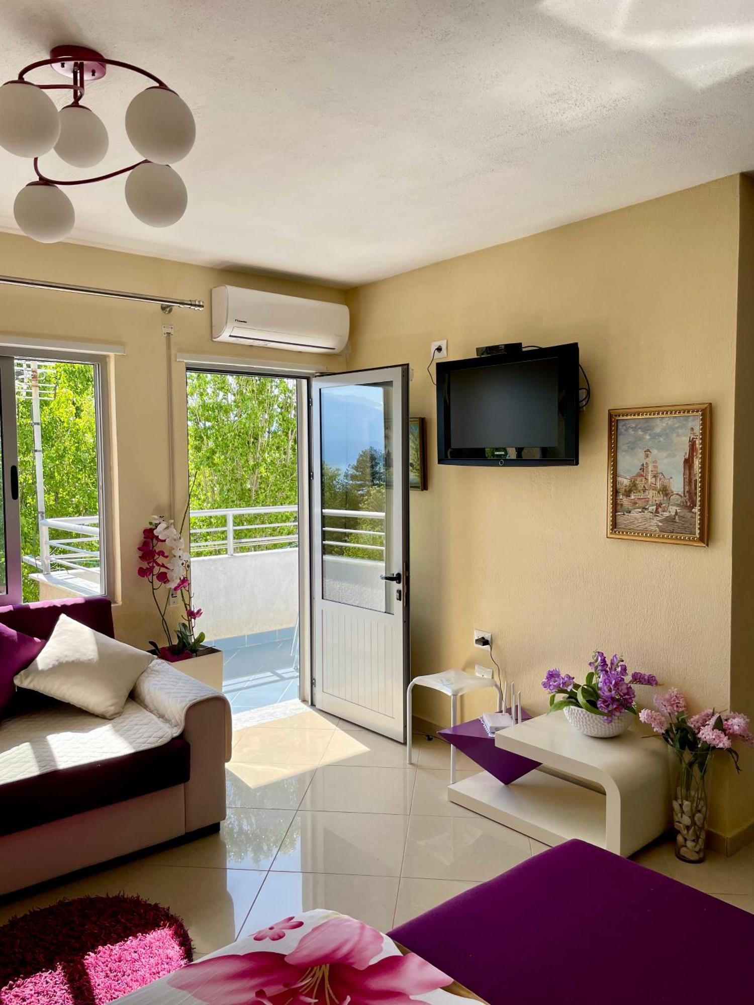 Lake View Pogradec Exterior photo